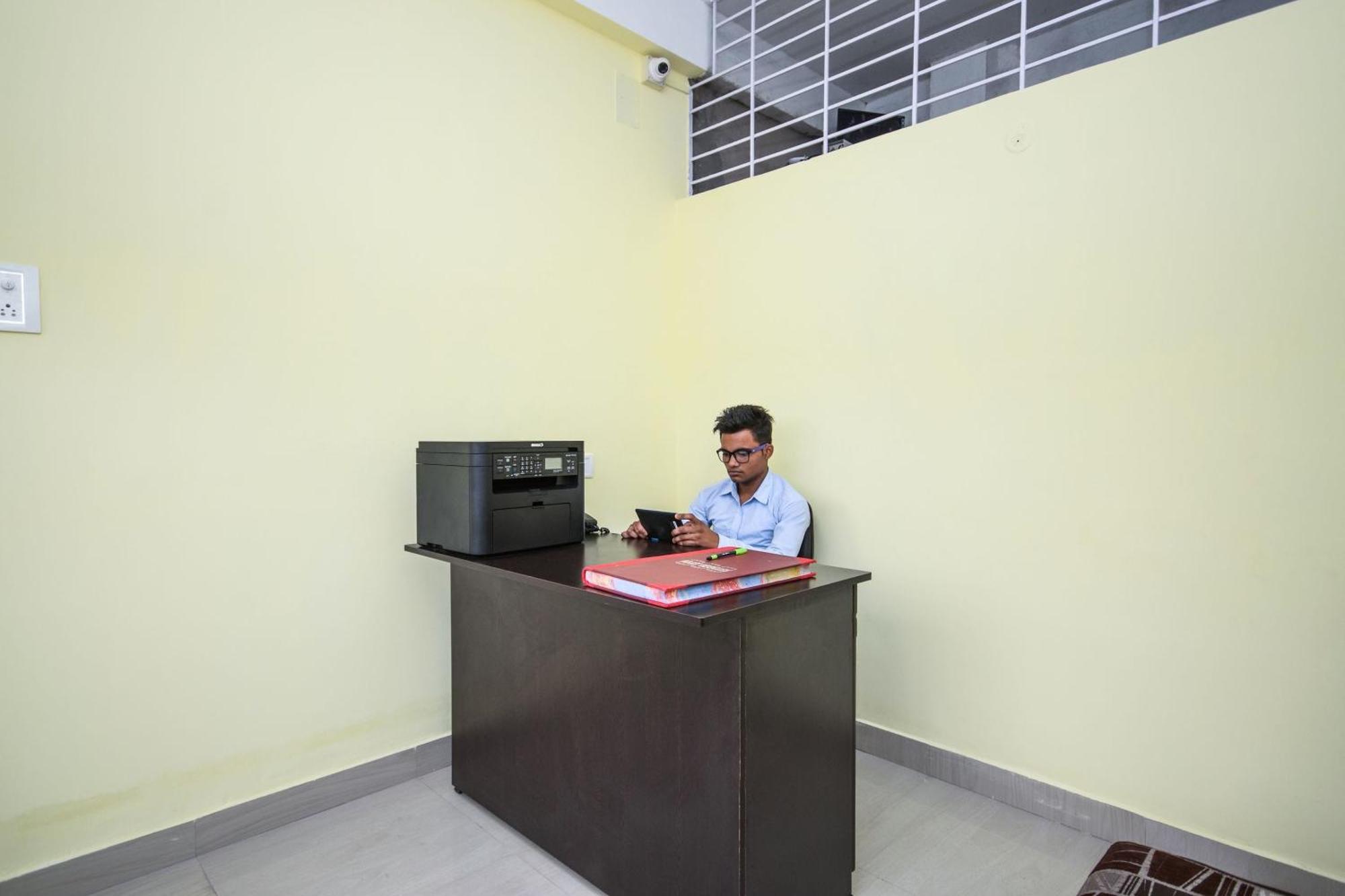 Hotel O Bimal Residency Dispur Exterior foto